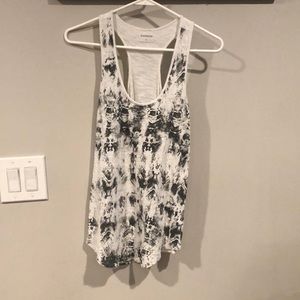 Women’s sequined tank